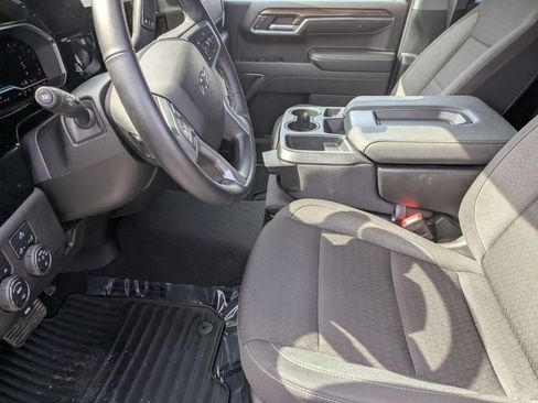 Used 2024 Chevrolet Silverado 1500 RST AWD/4WD image 18