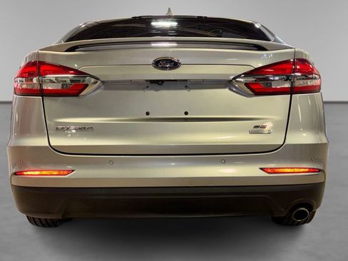 Used 2020 Ford Fusion SE w/ Equipment Group 151A image 16