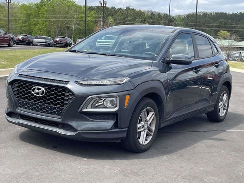 Used 2021 Hyundai Kona SE w/ Cargo Package image 7