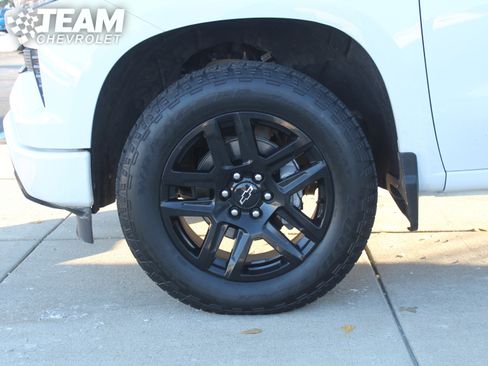 Certified 2024 Chevrolet Silverado 1500 RST image 31