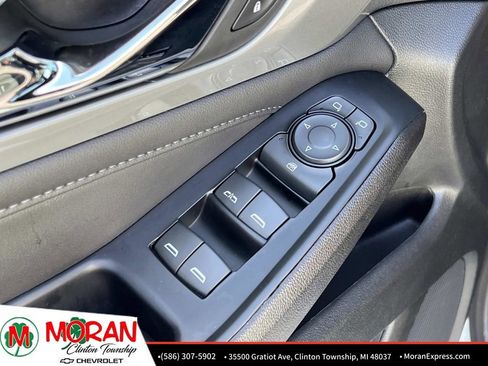 Certified 2023 Chevrolet Traverse LT image 17