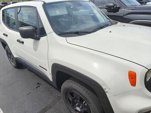 Used 2020 Jeep Renegade Sport image 10