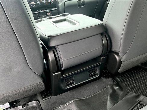 Used 2019 Chevrolet Silverado 1500 Custom Trail Boss w/ Custom Convenience Package image 32