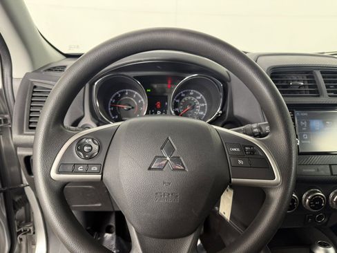 Used 2021 Mitsubishi Outlander Sport ES image 21