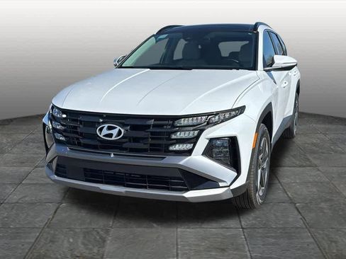 Certified 2025 Hyundai Tucson SEL image 1