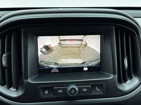 Used 2020 Chevrolet Colorado W/T w/ WT Convenience Package image 18