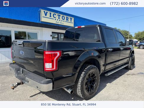 Used 2017 Ford F150 XLT w/ Equipment Group 302A Luxury RWD image 3