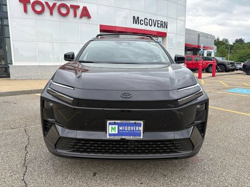 New 2026 Toyota C-HR AWD/4WD image 10