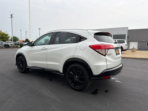Used 2021 Honda HR-V Sport image 5