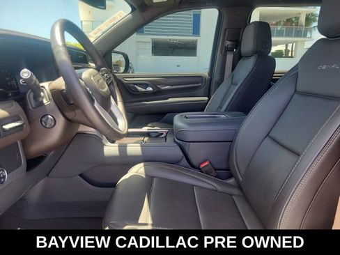 Used 2022 GMC Yukon XL Denali AWD/4WD image 27