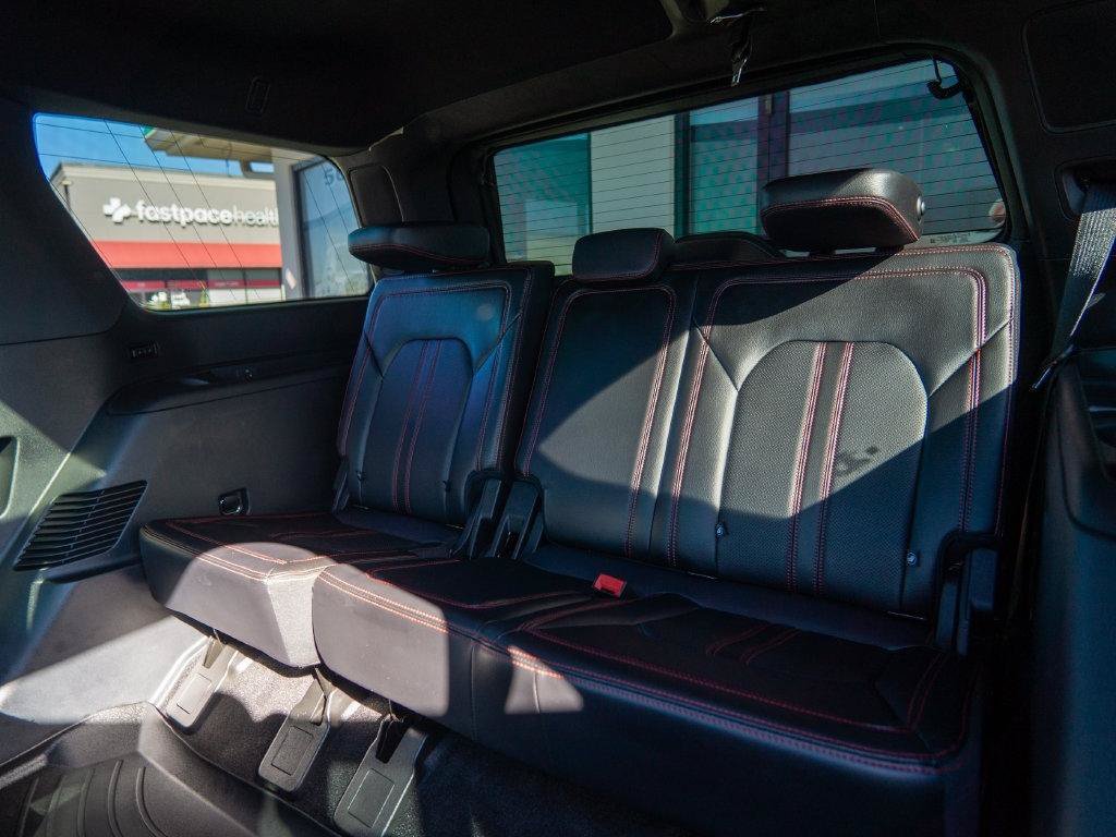 Used 2021 Ford Expedition Limited AWD/4WD image 42