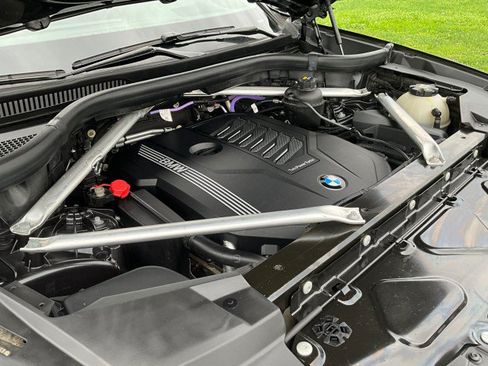 Used 2022 BMW X5 xDrive40i w/ Premium Package AWD/4WD image 10