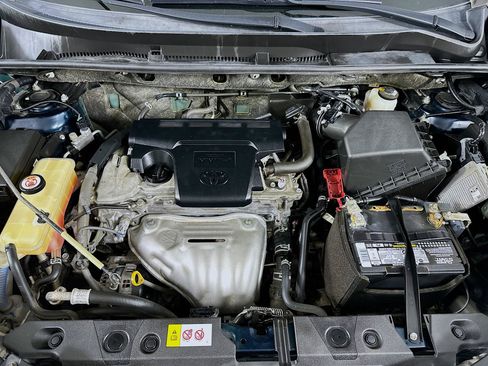Used 2018 Toyota RAV4 Limited FWD image 34