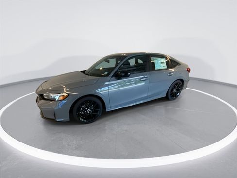 Used 2025 Honda Civic Sport image 4