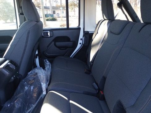 New 2025 Jeep Wrangler Sport S image 9