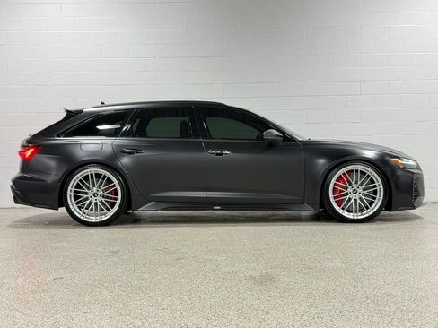 Used 2021 Audi RS 6 w/ Carbon Optic Package AWD/4WD image 5