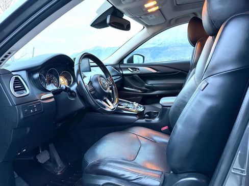 Used 2018 MAZDA CX-9 Touring w/ Touring Premium Package AWD/4WD image 12