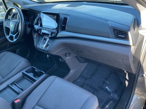 Used 2022 Honda Odyssey EX image 10