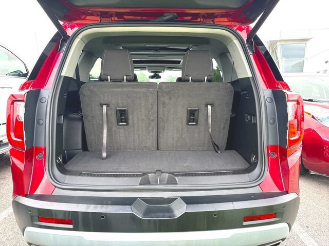 Used 2021 GMC Acadia SLE w/ Driver Convenience Package FWD image 27