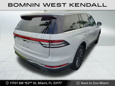 Used 2023 Lincoln Aviator Reserve image 4