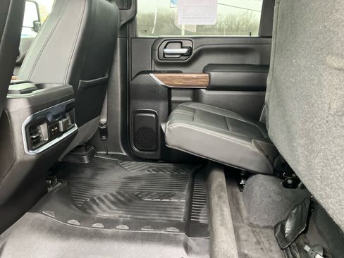 Used 2022 Chevrolet Silverado 3500 High Country w/ Z71 Off-Road Package image 48