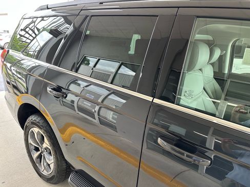 Used 2027 Ford Expedition Active AWD/4WD image 8