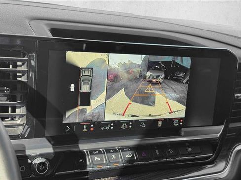 Used 2024 Chevrolet Silverado 1500 LT Trail Boss w/ LT Trail Boss Premium Package image 15