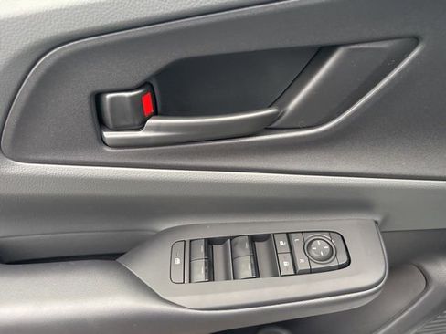 New 2026 Toyota Prius LE image 10