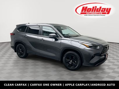 Used 2023 Toyota Highlander LE