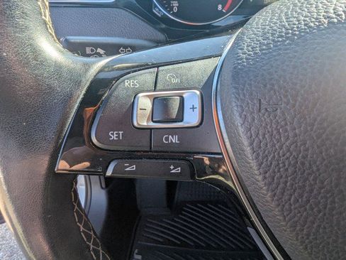 Used 2016 Volkswagen Jetta Sport FWD image 13