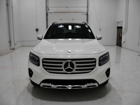 Used 2026 Mercedes-Benz GLB 250 4MATIC image 2