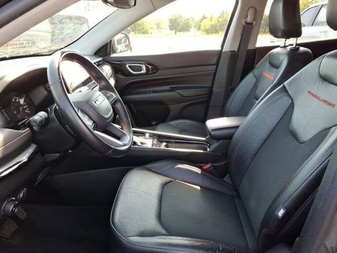 Used 2022 Jeep Compass Trailhawk w/ Trailhawk Convenience Group AWD/4WD image 24
