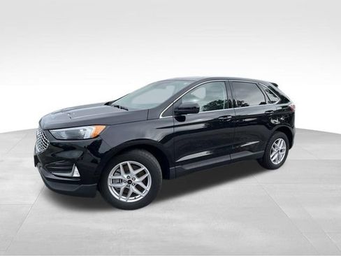 Used 2023 Ford Edge SEL w/ Convenience Package AWD/4WD image 3