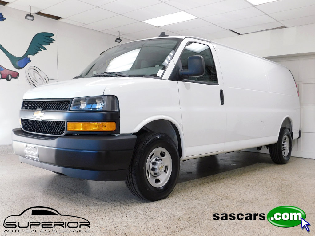 Used 2025 Chevrolet Express 2500 Extended w/ Enhanced Convenience Package RWD image 1