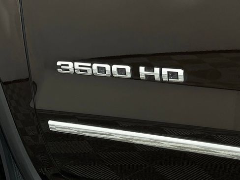 Used 2018 GMC Sierra 3500 SLT w/ Duramax Plus Package image 10