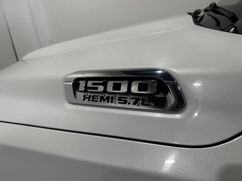 Used 2022 RAM 1500 Limited w/ Body-Colour Bumper Group AWD/4WD image 33