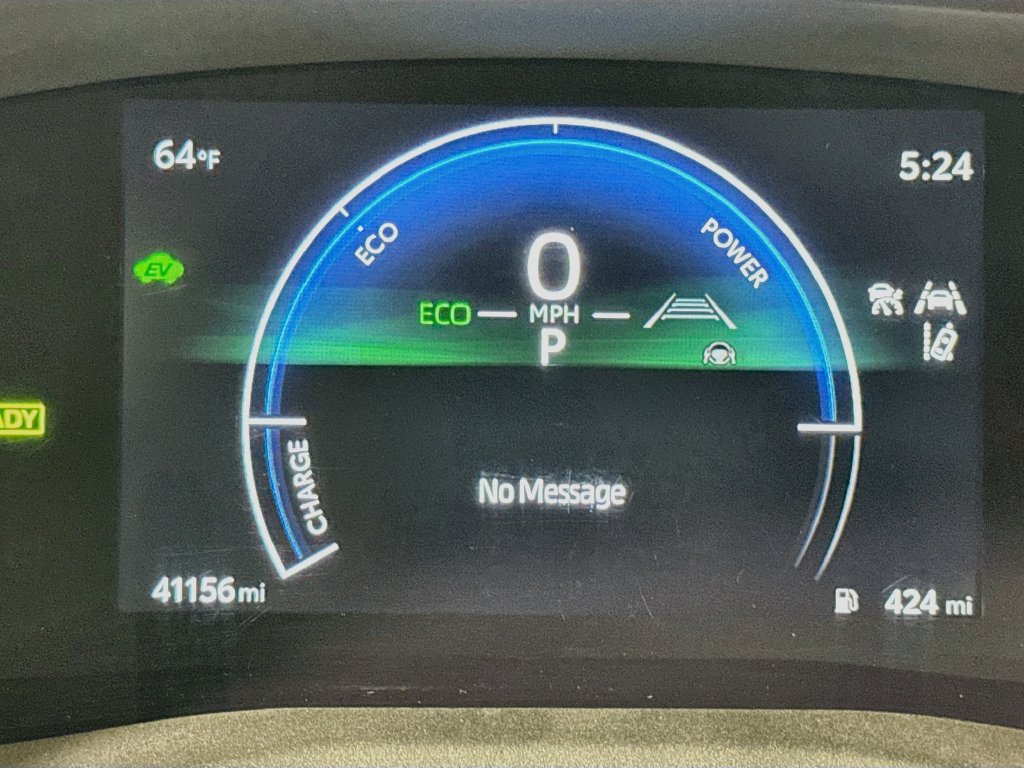 Used 2025 Toyota Camry LE FWD image 17