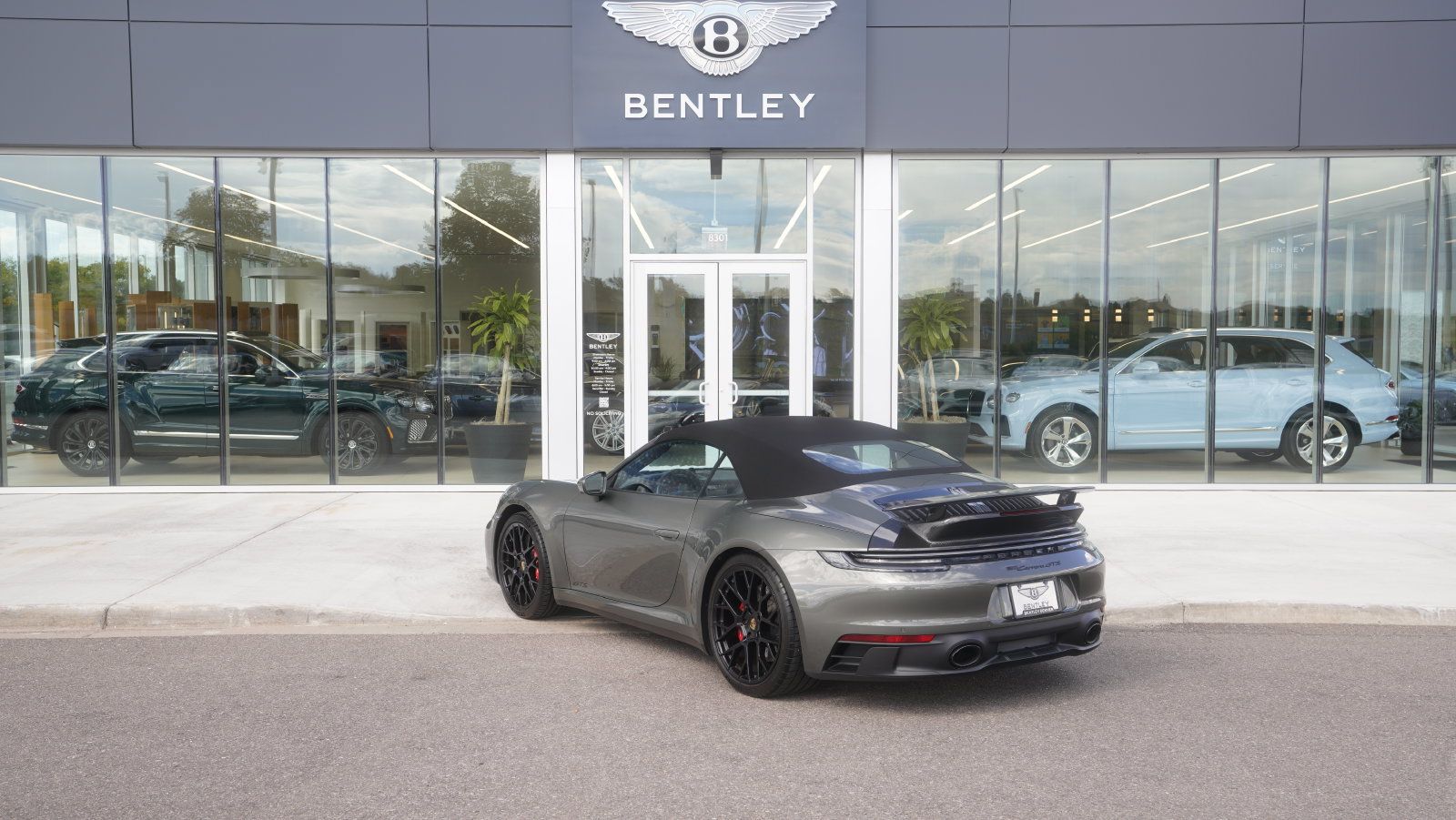 Used 2023 Porsche 911 Carrera GTS RWD image 8