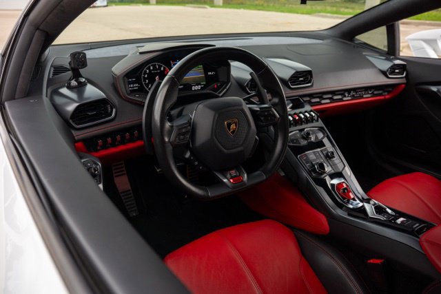 Used 2015 Lamborghini Huracan LP 610-4 AWD/4WD image 14