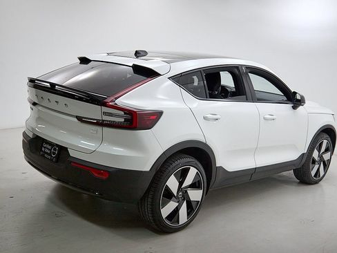 Certified 2023 Volvo C40 P8 Recharge Ultimate image 10