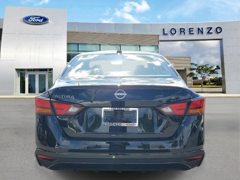 Used 2025 Nissan Altima 2.5 S FWD image 5