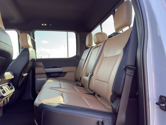 Used 2024 Ford F250 Lariat w/ Sport Appearance Package AWD/4WD image 22