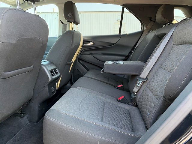 Used 2021 Chevrolet Equinox LT w/ LPO, Floor Liner Package FWD image 17