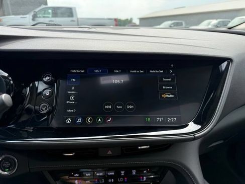 Used 2023 Buick Envision Avenir AWD/4WD image 21