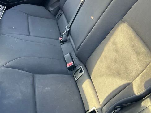 Used 2024 Toyota Corolla LE FWD image 5