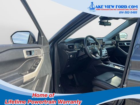 Used 2022 Ford Explorer XLT w/ Equipment Group 202A AWD/4WD image 21