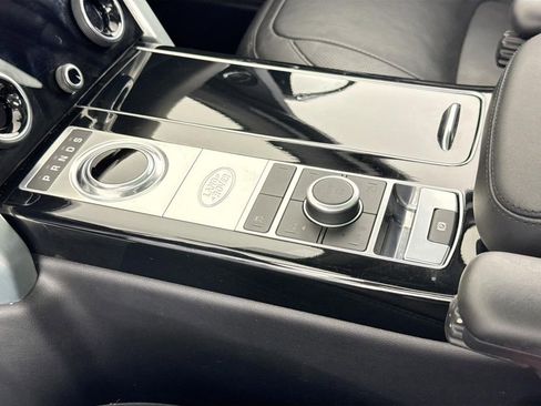 Used 2022 Land Rover Range Rover Westminster Edition image 21