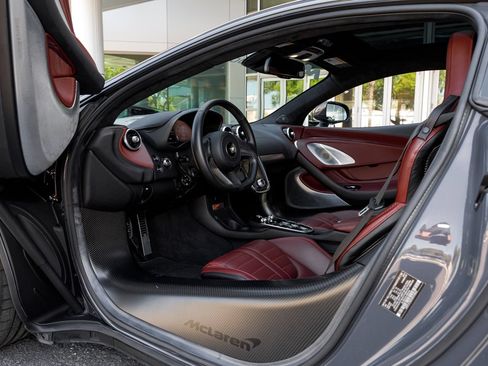 New 2025 McLaren GTS RWD image 46