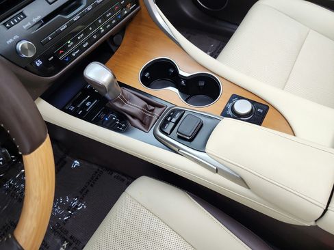 Used 2019 Lexus RX 350 FWD w/ Navigation Package image 11