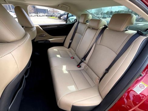 Used 2019 Lexus ES 350 w/ Premium Package image 18